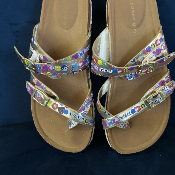 Colorful Patterned Sandals - Picture 2 of 2